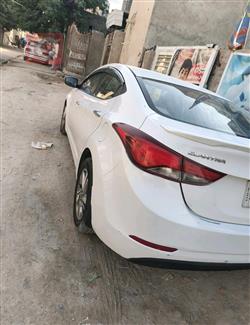 هیوندای ئەلەنترا